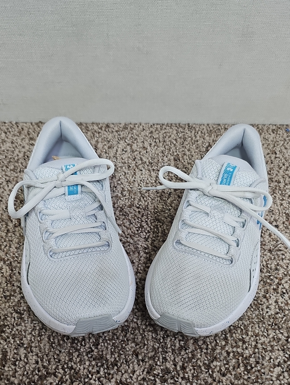 UNDER ARMOUR CHARGED SURGE 4 WOMENS SNEAKERS BFPM-08-184